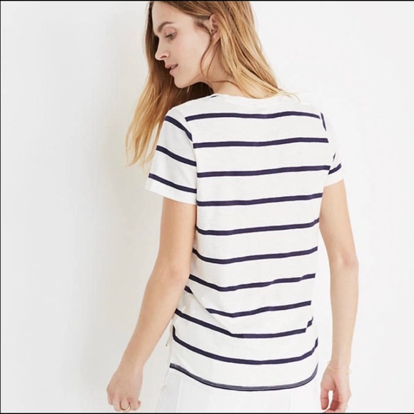 Madewell whisper cotton v-neck pocket tee - Picture 4 of 7